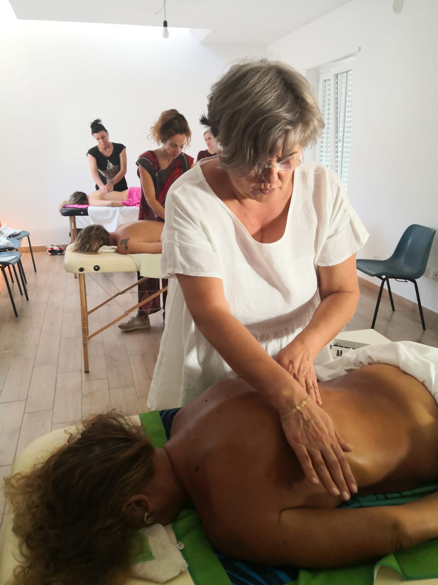 Corsi massaggio oli essenziali aperti a tutti